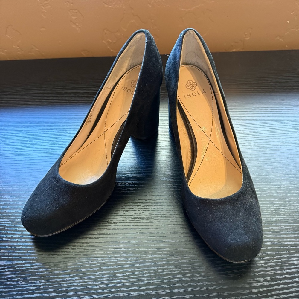 Isola Black Heels Classic Suede Pumps
